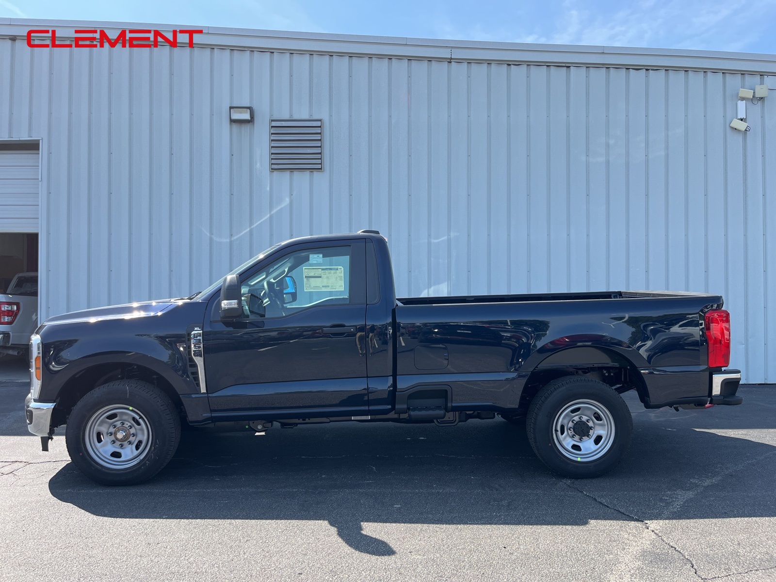 2024 Ford F-350 XL photo 4