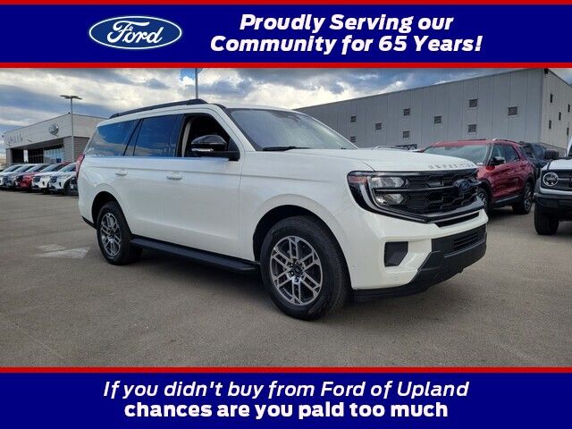 2025 Ford Expedition Active's photo