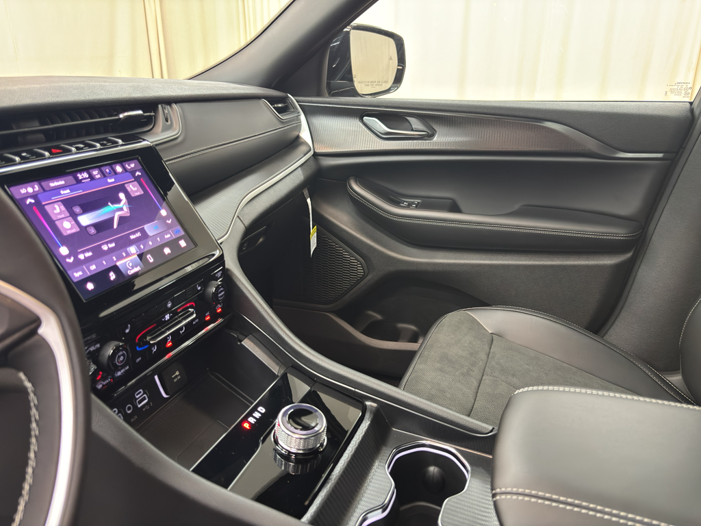 2025 Jeep Grand Cherokee Altitude X photo 18