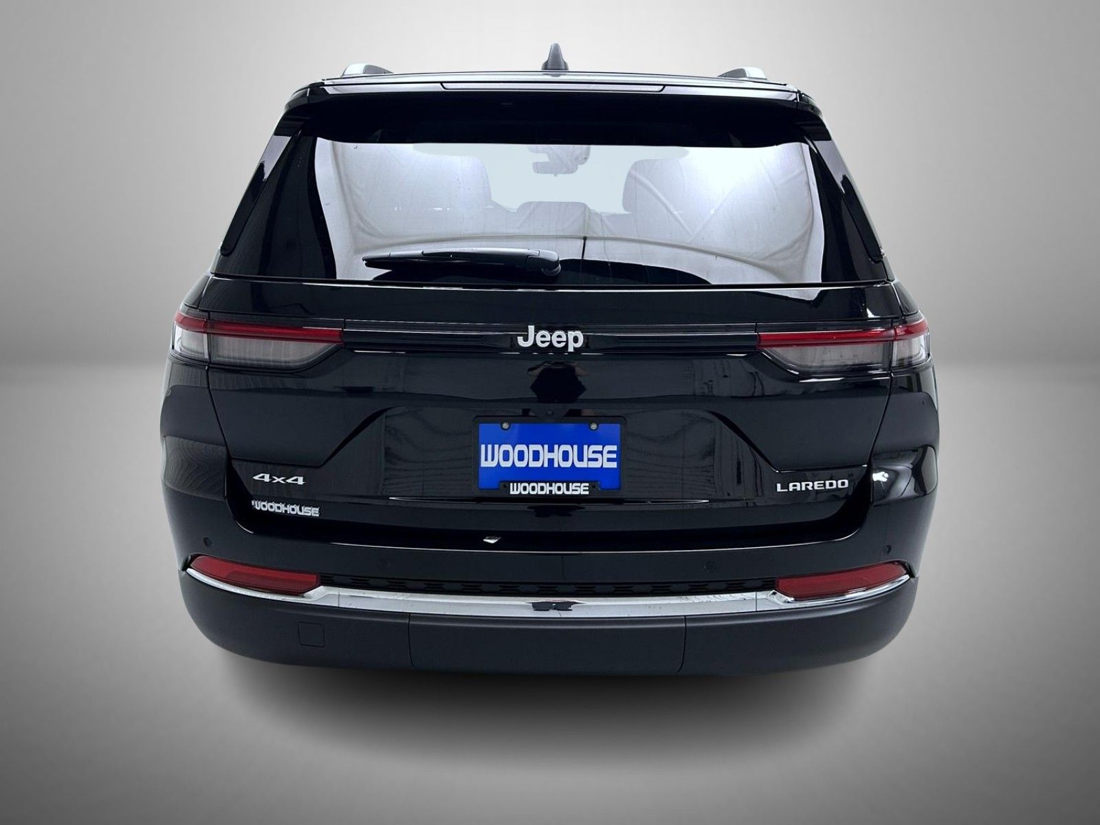 2025 Jeep Grand Cherokee Laredo X photo 4