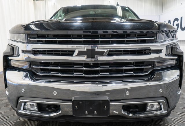 2022 Chevrolet Silverado 1500 LTZ photo 3