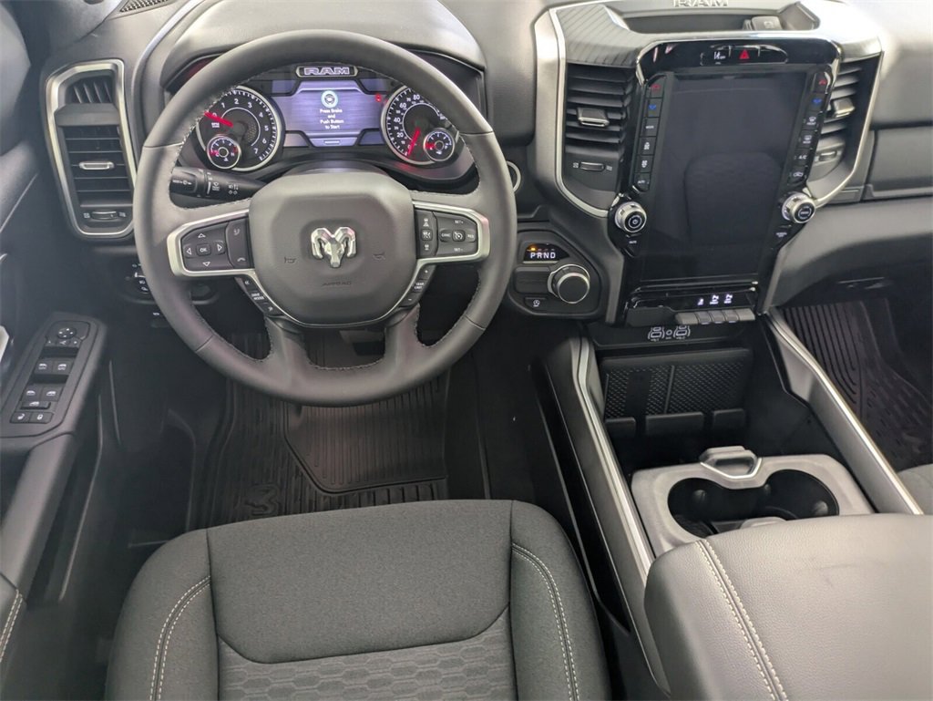 2025 Ram 1500 Big Horn photo 11
