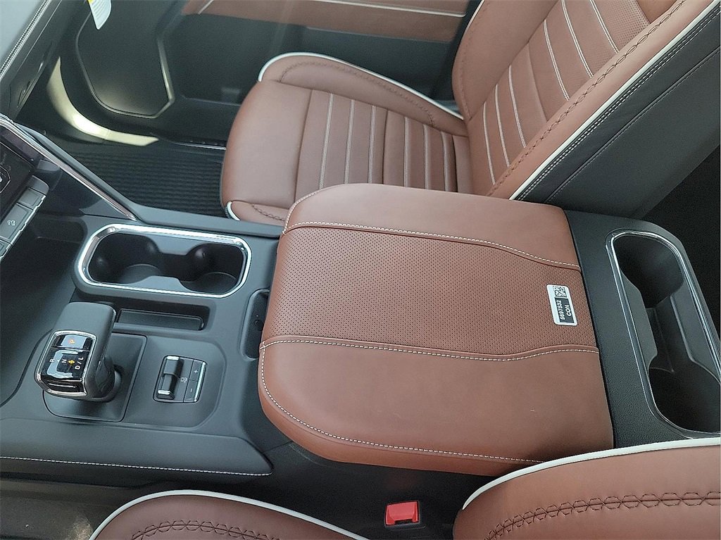 2026 Gmc Sierra Denali Ultimate photo 18