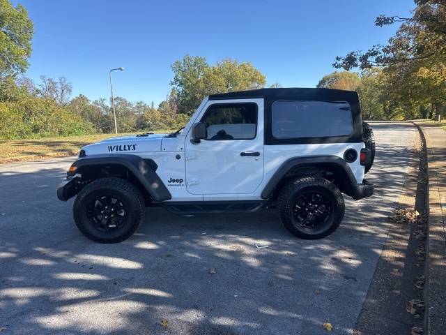 2024 Jeep Wrangler Willys photo 4