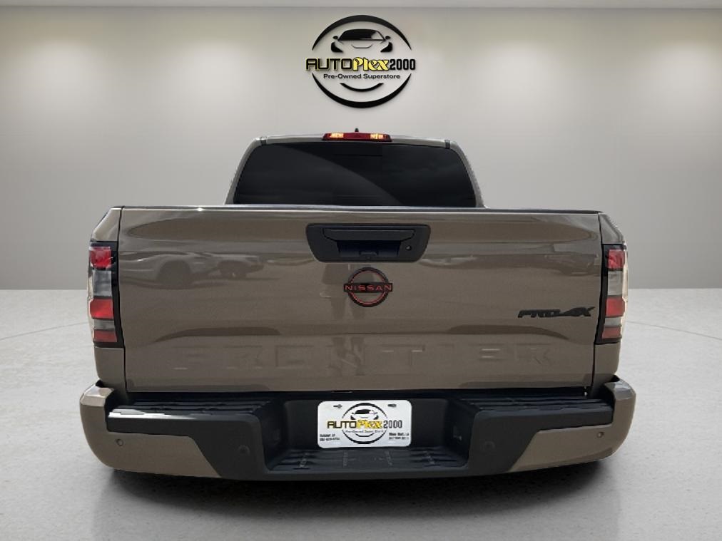 2024 Nissan Frontier PRO-4X photo 3