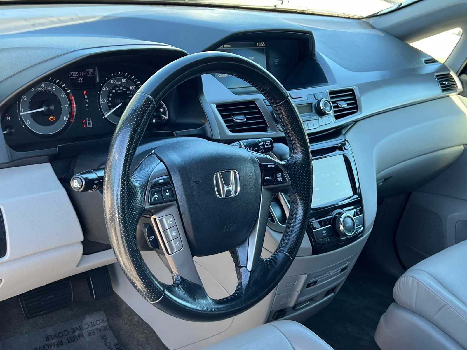2015 Honda Odyssey EX-L photo 22