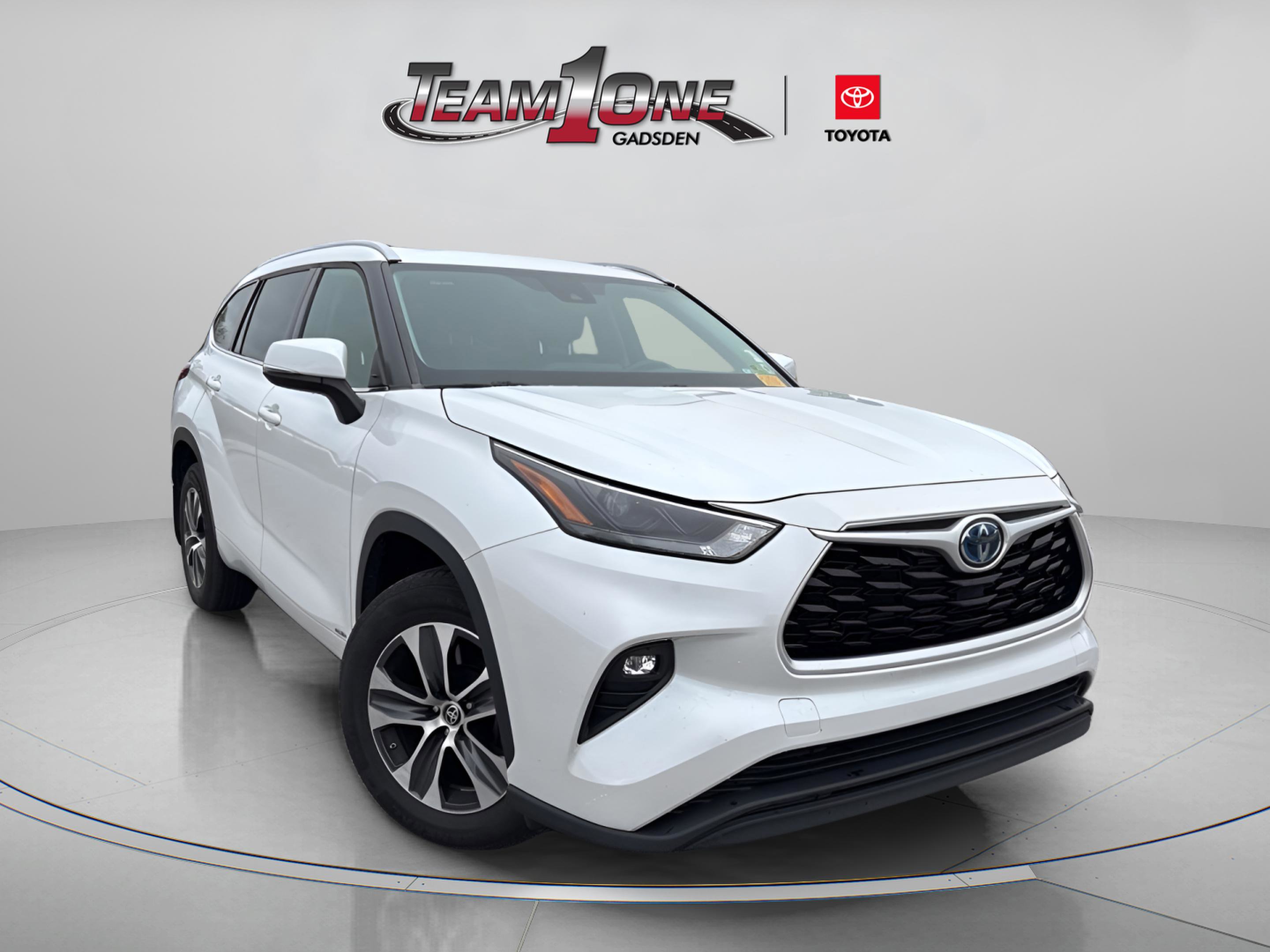 2022 Toyota Highlander XLE's photo