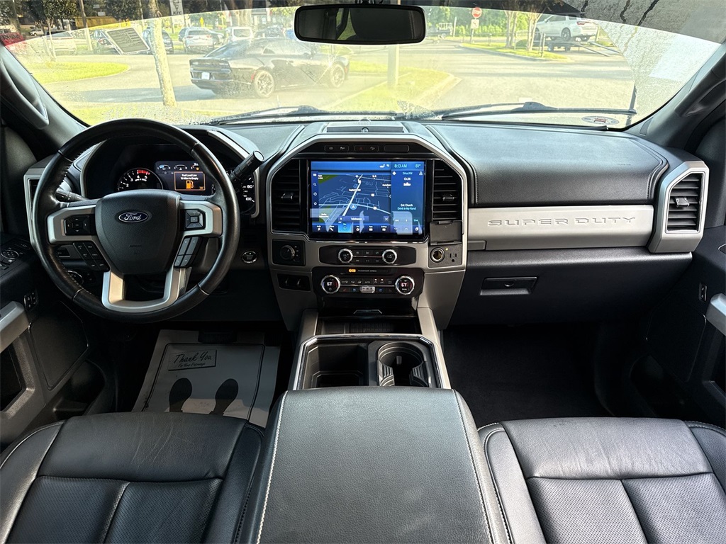 2022 Ford F-450 Lariat photo 24