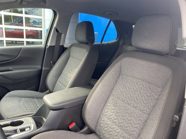 2024 Chevrolet Equinox LT photo 14