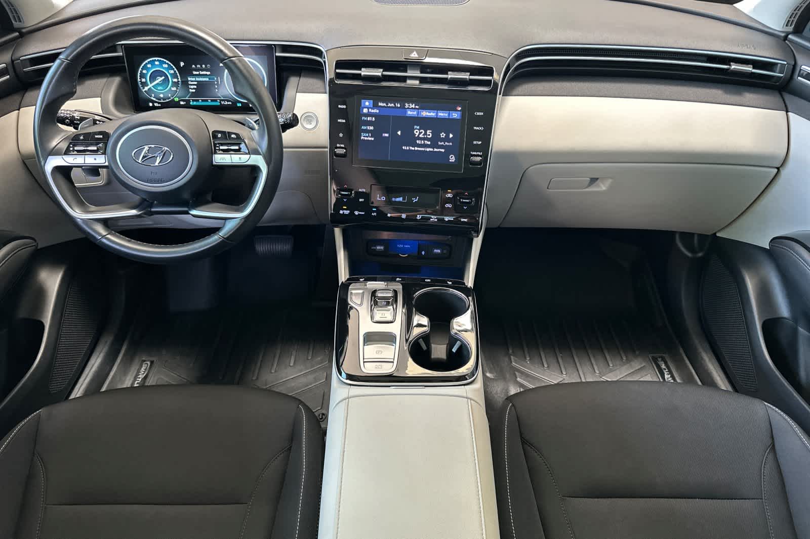 2022 Hyundai Tucson Hybrid SEL Convenience photo 3