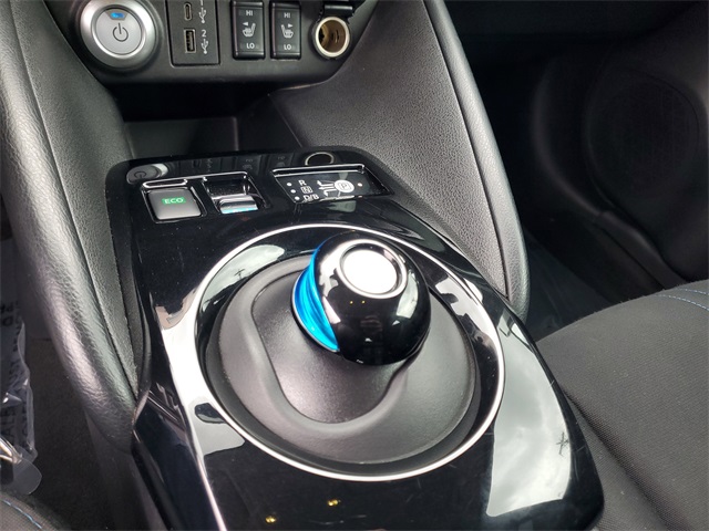 2022 Nissan Leaf SV Plus photo 21
