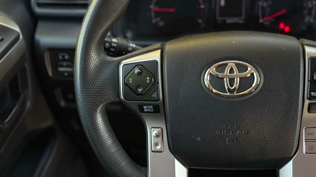2020 Toyota 4Runner Base photo 22