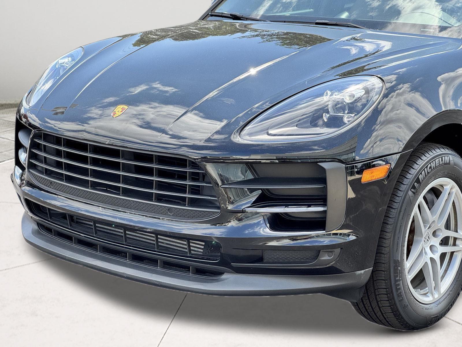 2021 Porsche Macan Base photo 59