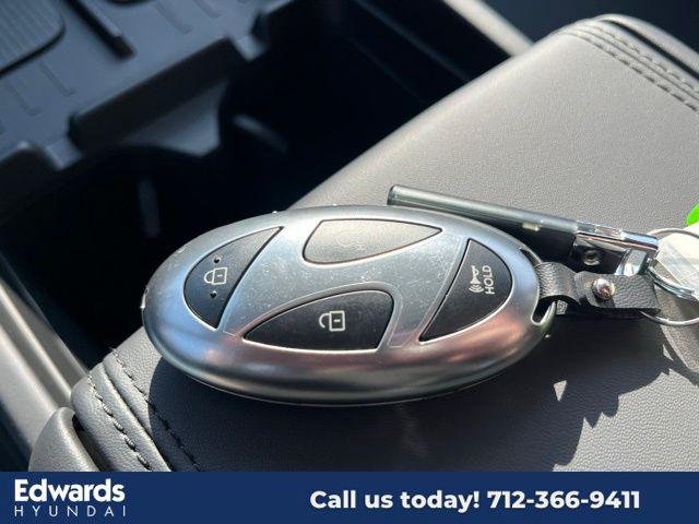 2025 Hyundai Santa Fe Calligraphy photo 29