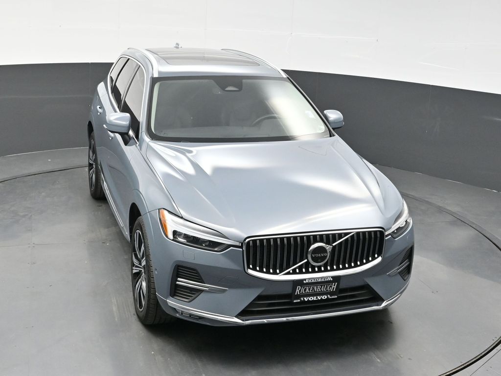 2023 Volvo XC60 B5 Plus photo 27