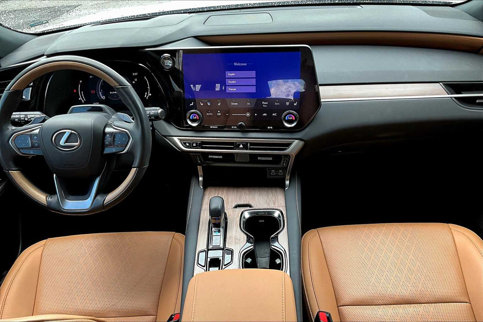 2024 Lexus RX Premium photo 6