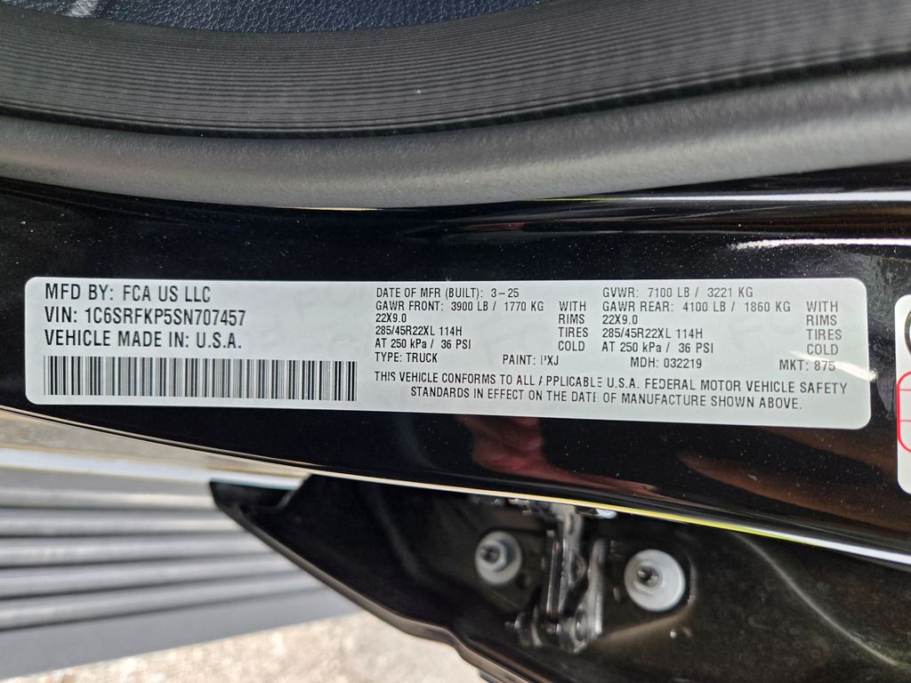 2025 Ram 1500 photo 33