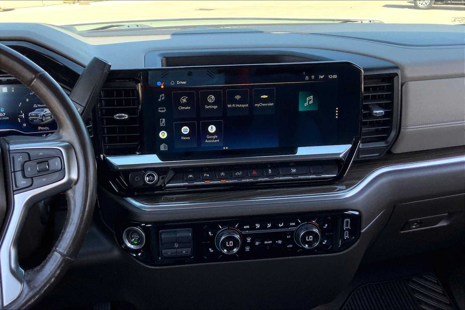 2022 Chevrolet Silverado 1500 LT photo 6