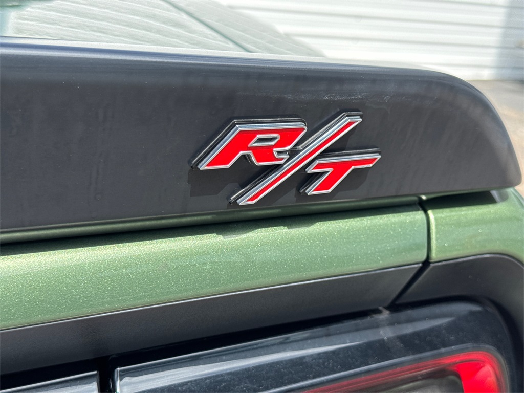 2023 Dodge Challenger R/T photo 9