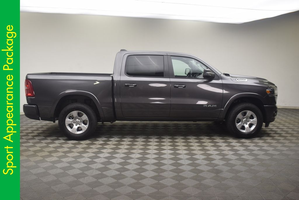 2025 Ram 1500 Big Horn Lone Star photo 3