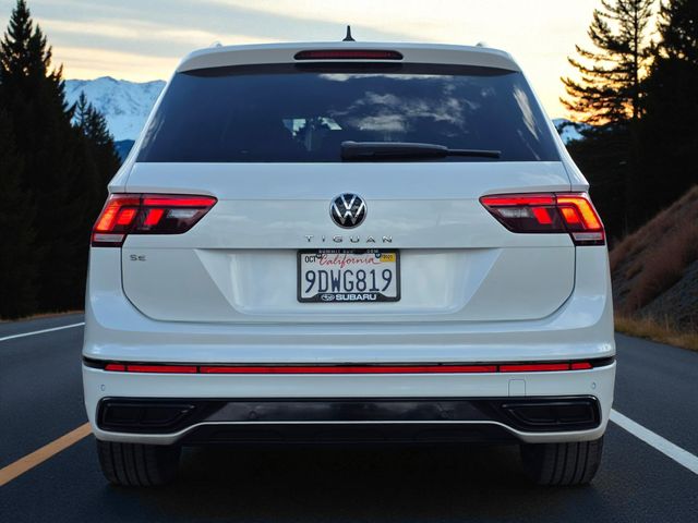 2022 Volkswagen Tiguan SE R-Line Black photo 4