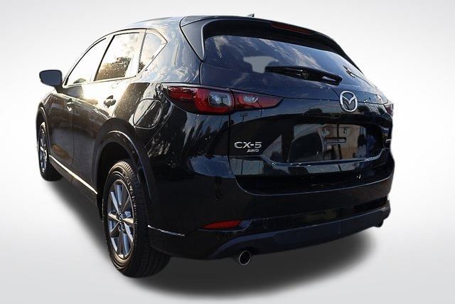 2024 Mazda CX-5 2.5 Select photo 5