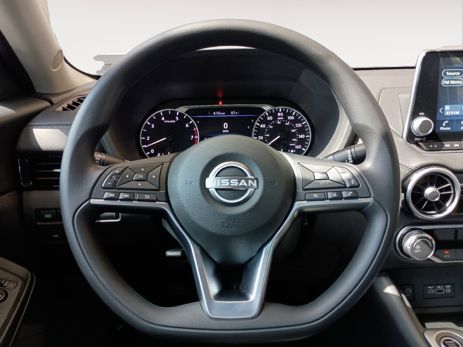 2025 Nissan Sentra SV photo 12
