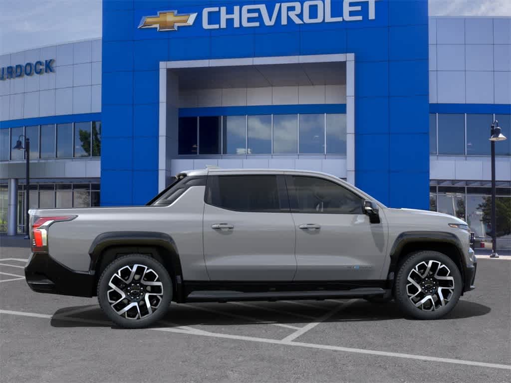 2025 Chevrolet Silverado EV RST photo 5