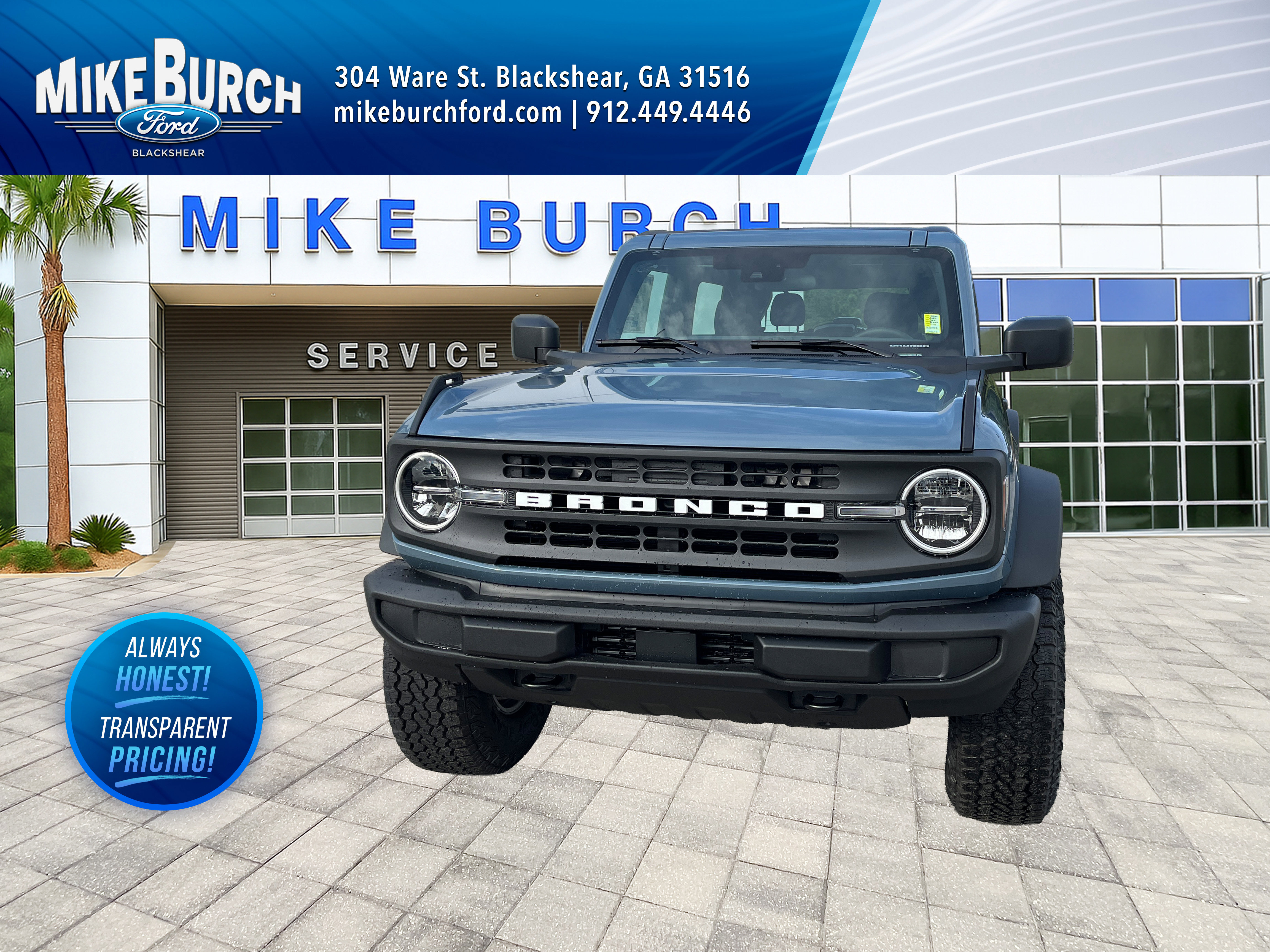 2025 Ford Bronco 2-Door Base's photo