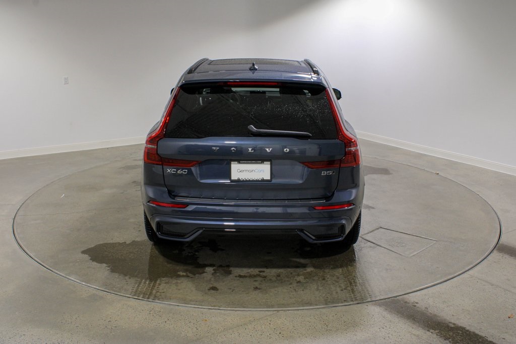 2026 Volvo XC60 B5 photo 4