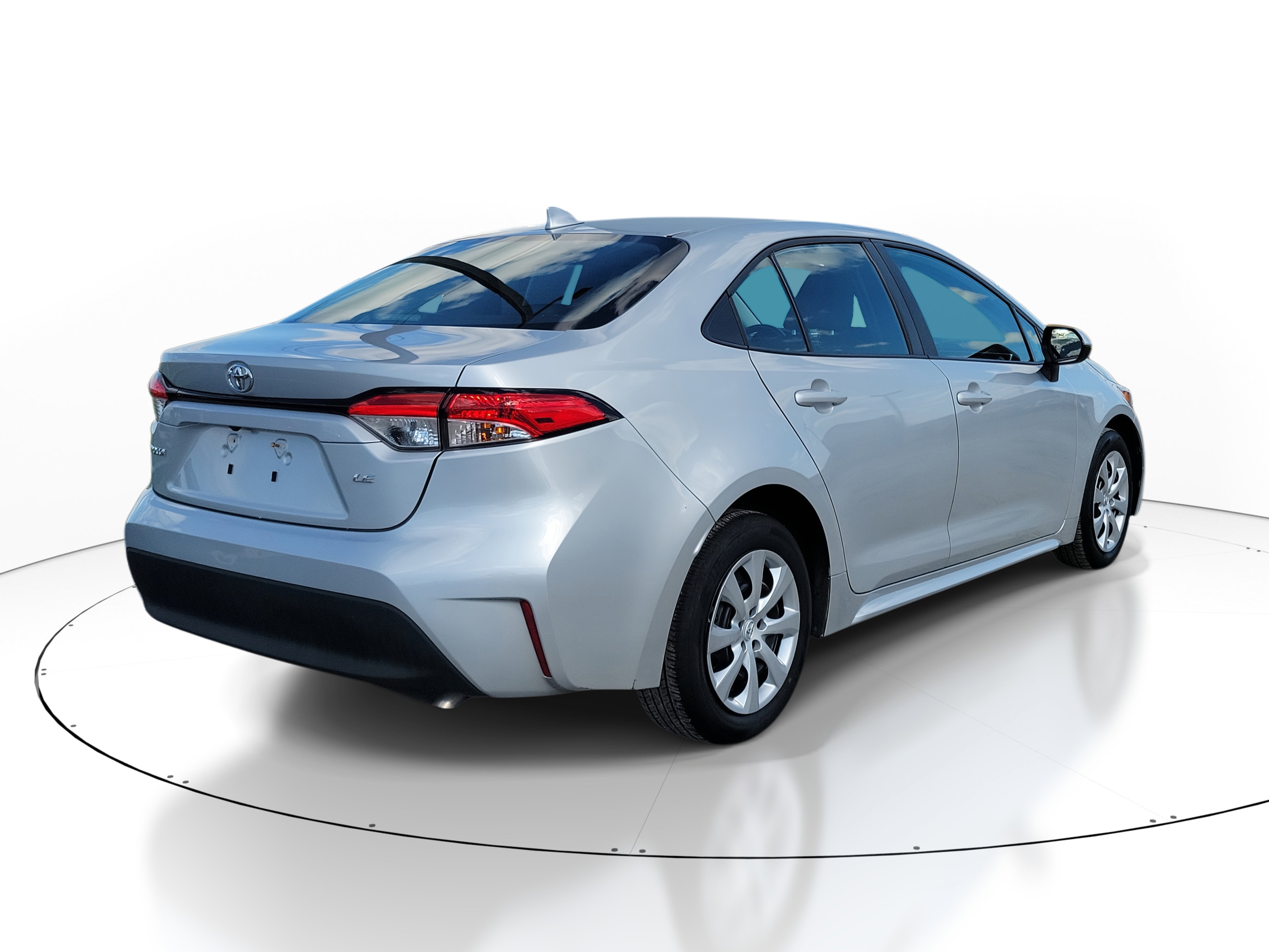 2024 Toyota Corolla LE photo 4