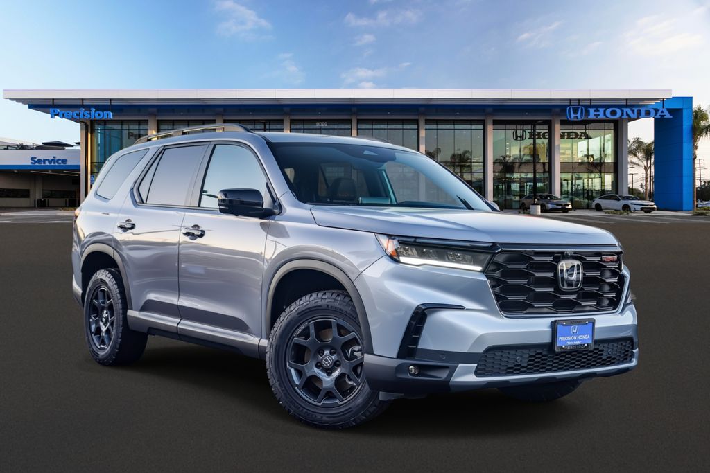 2025 Honda Pilot TrailSport's photo
