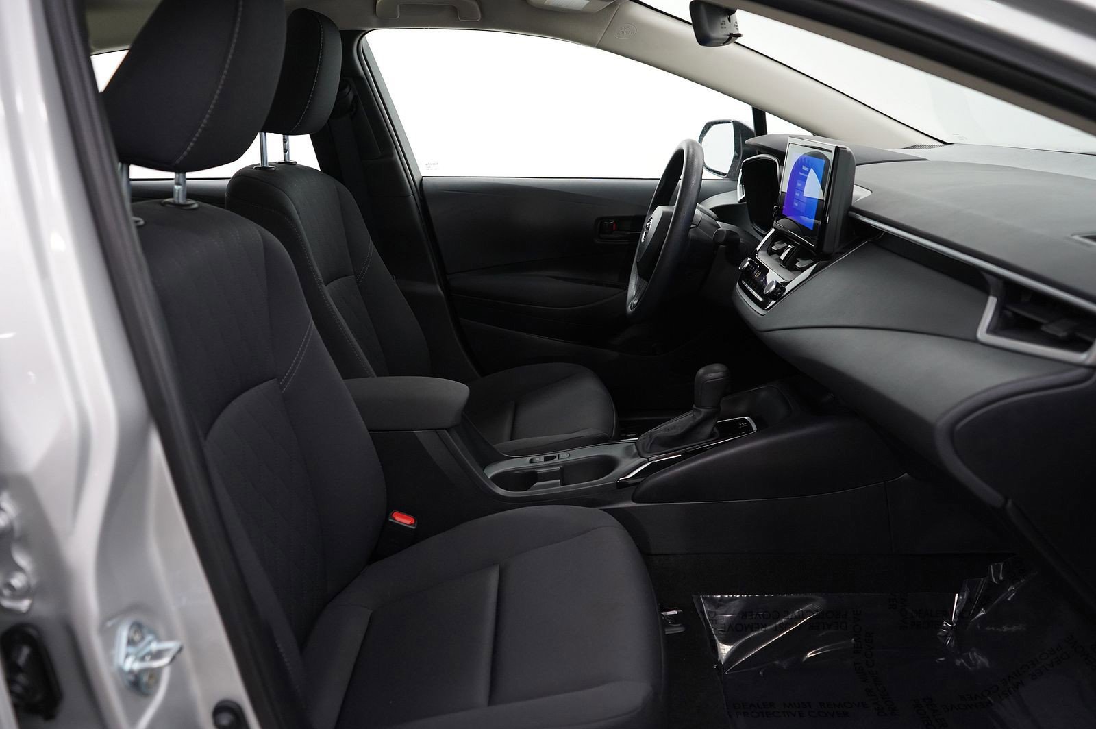 2024 Toyota Corolla LE photo 10
