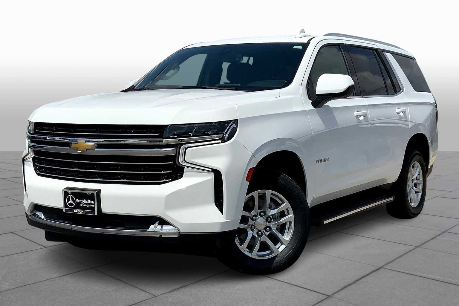 2021 Chevrolet Tahoe LT photo 2