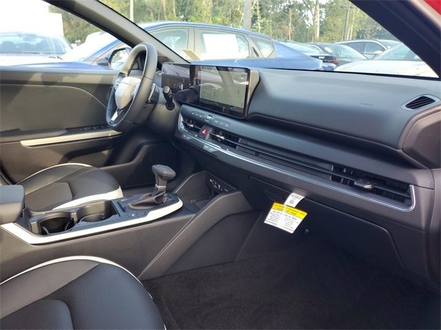 2025 Kia K4 GT-Line photo 26