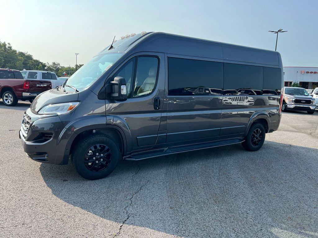 2024 Ram ProMaster 2500 photo 2