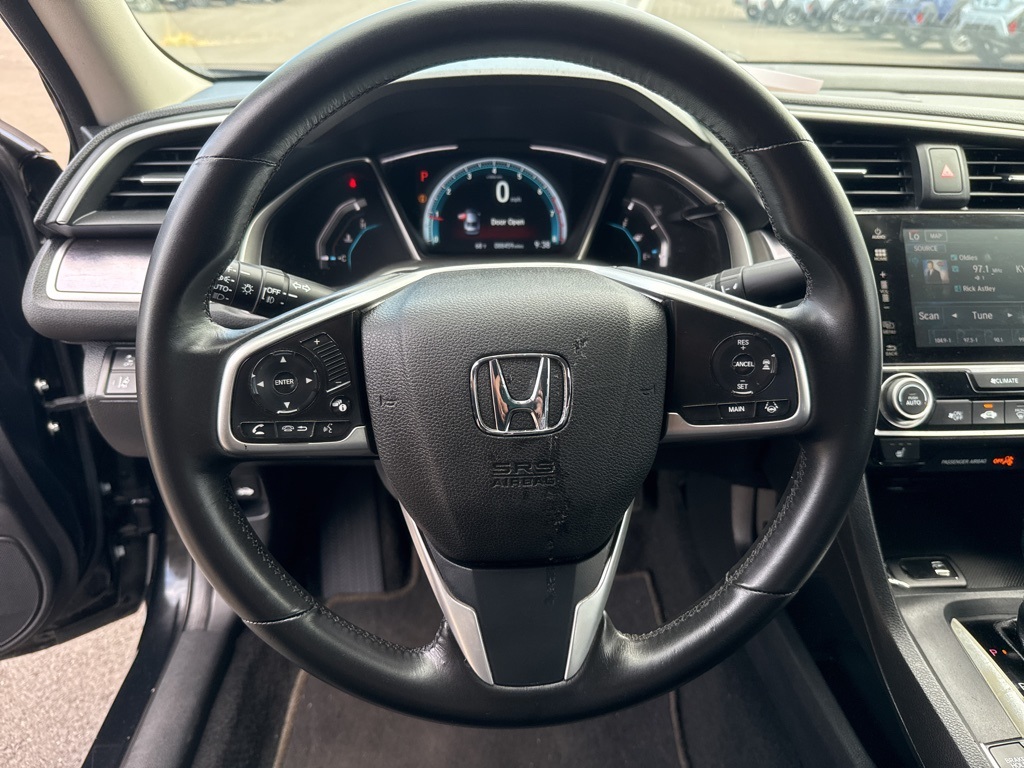 2017 Honda Civic Touring photo 32