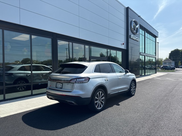 2019 Lincoln Nautilus Select photo 3