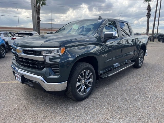 2026 Chevrolet Silverado 1500 LT photo 3