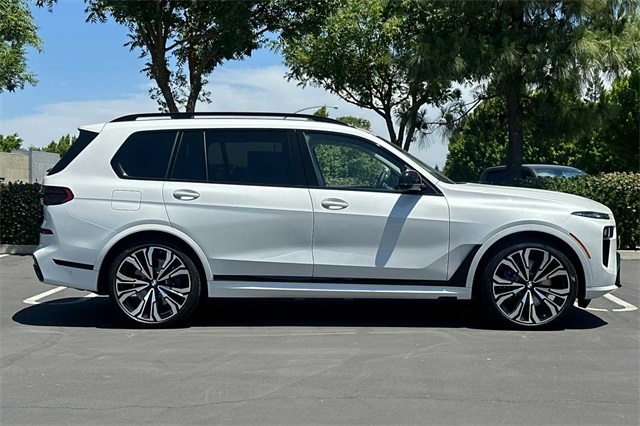 New 2025 BMW X7 M60i SUV in Modesto #S9W43027 | Valley BMW