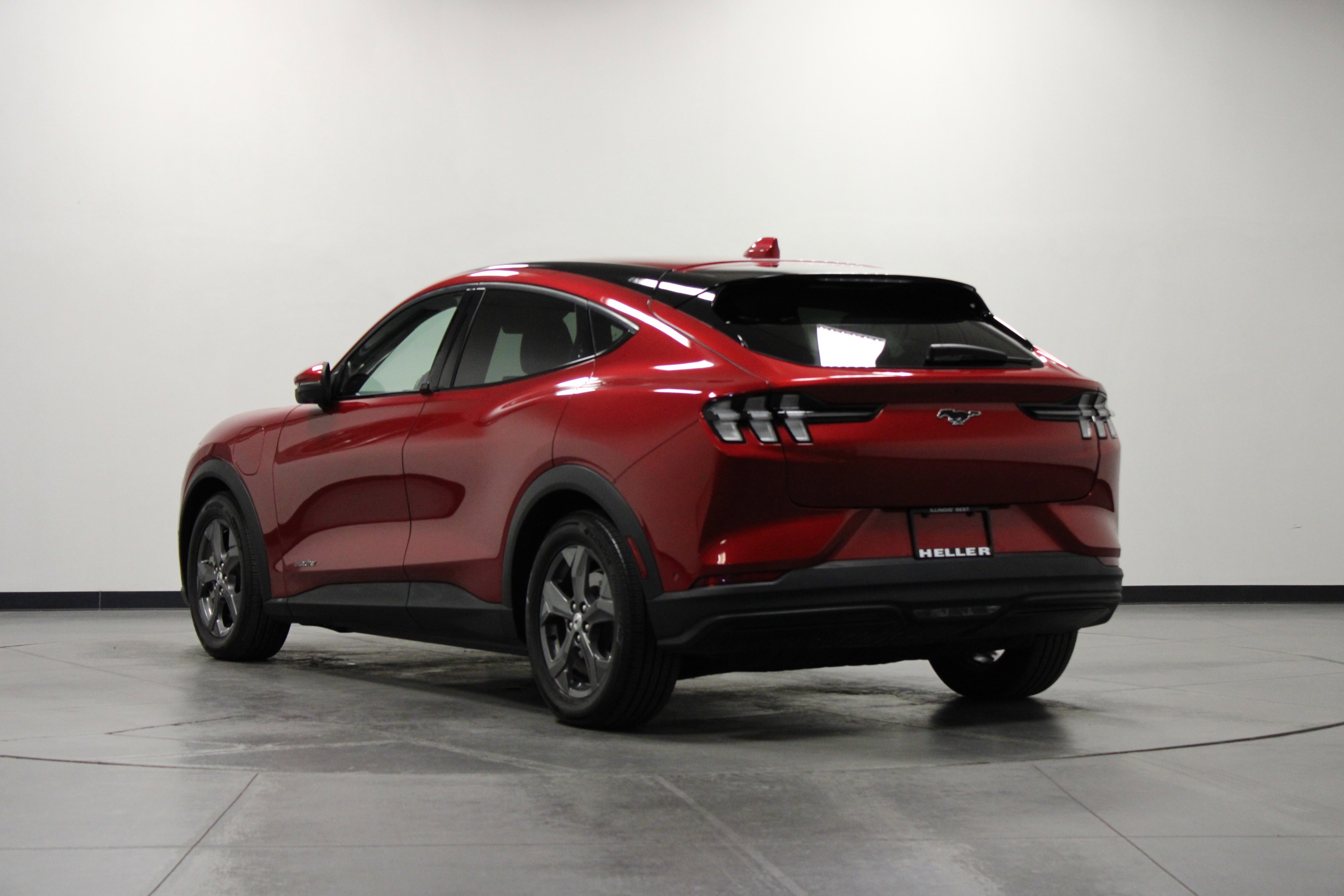 2021 Ford Mustang Mach-E Select photo 5
