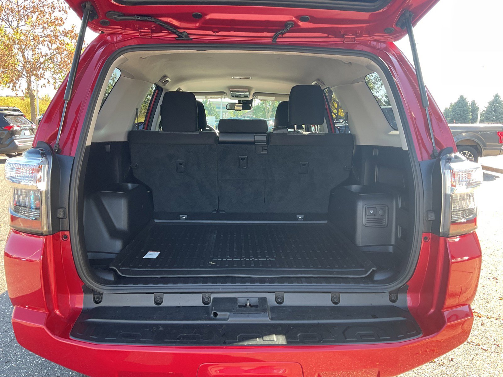 2021 Toyota 4Runner SR5 4WD photo 8