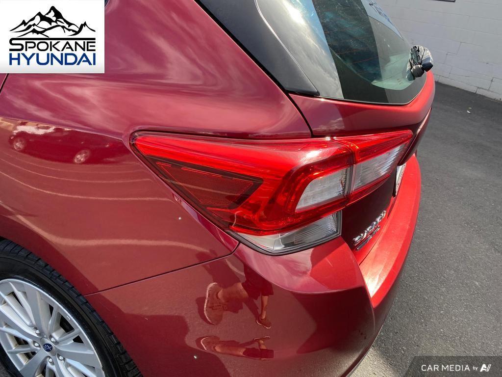 2018 Subaru Impreza Premium photo 14