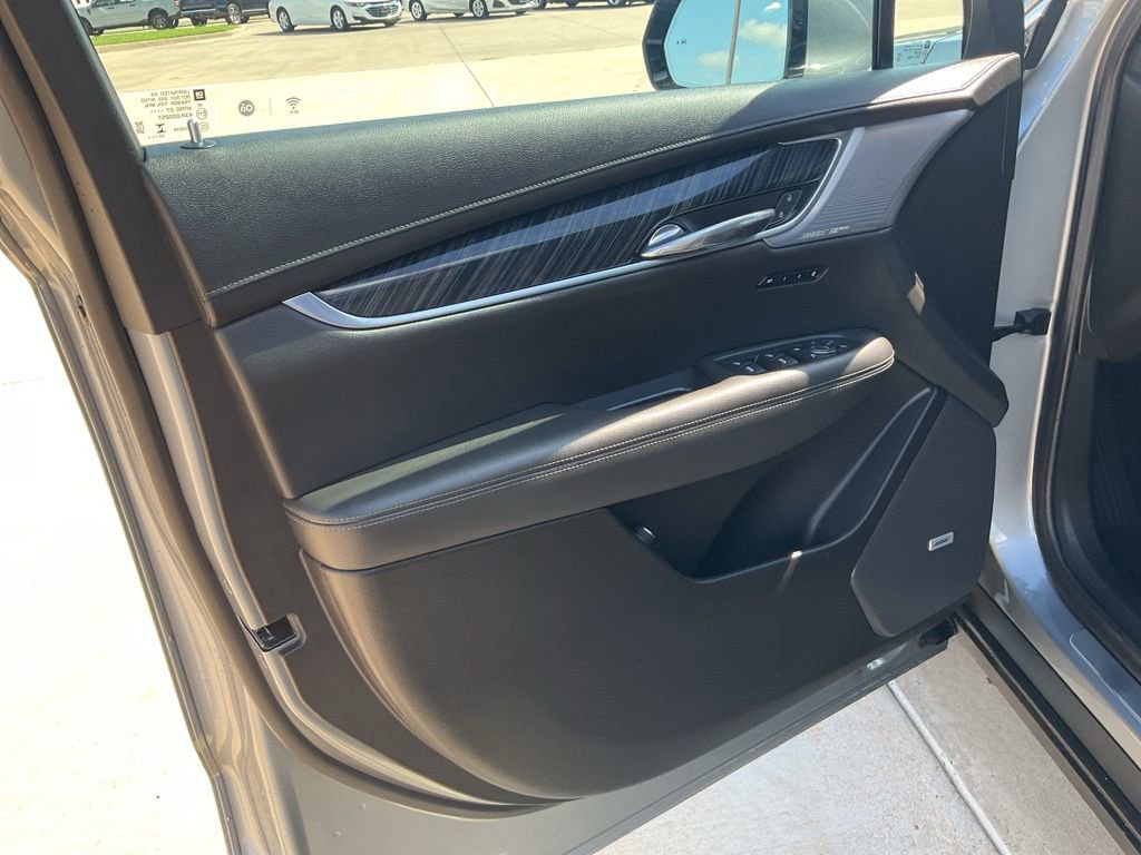 2024 Cadillac XT6 Premium Luxury photo 4