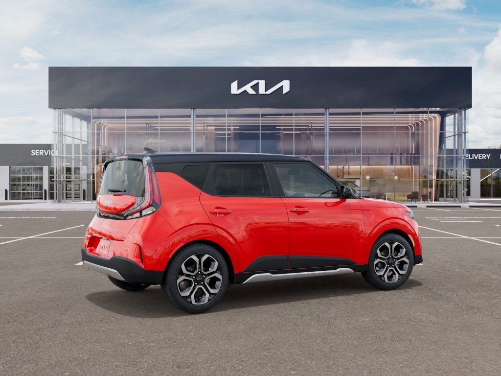 2025 Kia Soul EX photo 2