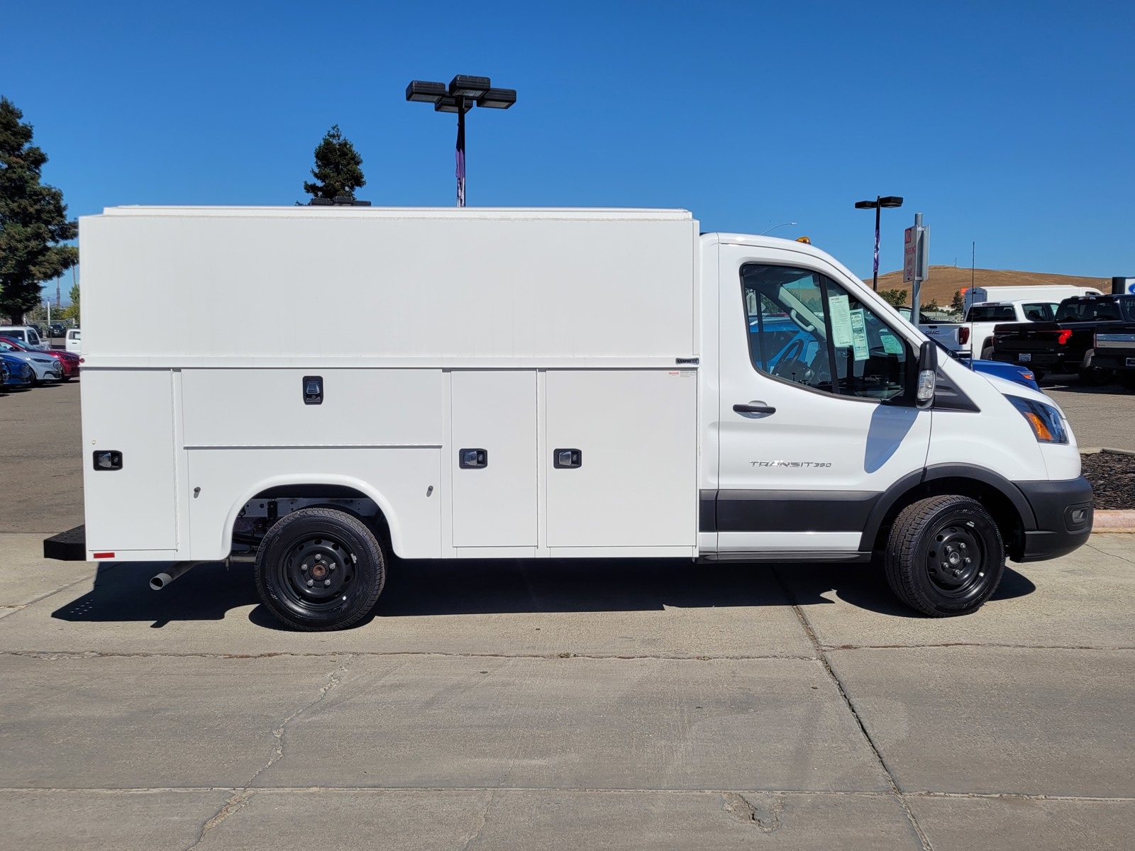 2024 Ford Transit Chassis photo 3