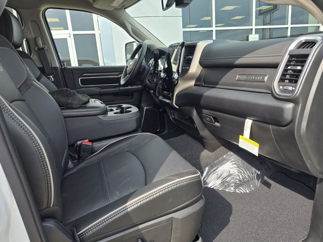 2024 Ram 2500 Laramie photo 9