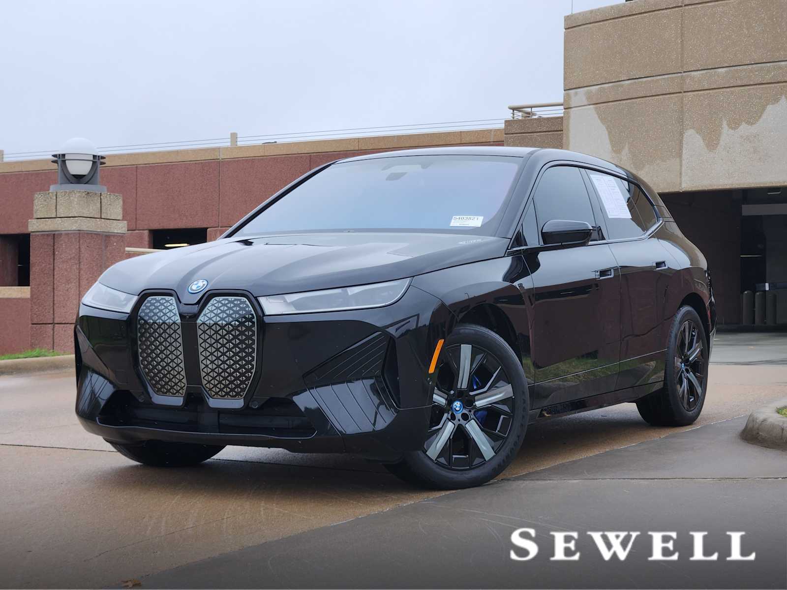 Used 2024 BMW iX Base with VIN WB523CF08RCN63331 for sale in Plano, TX