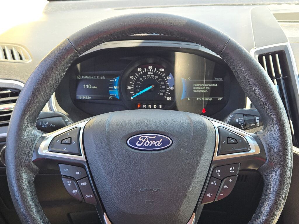 2022 Ford Edge SEL photo 30