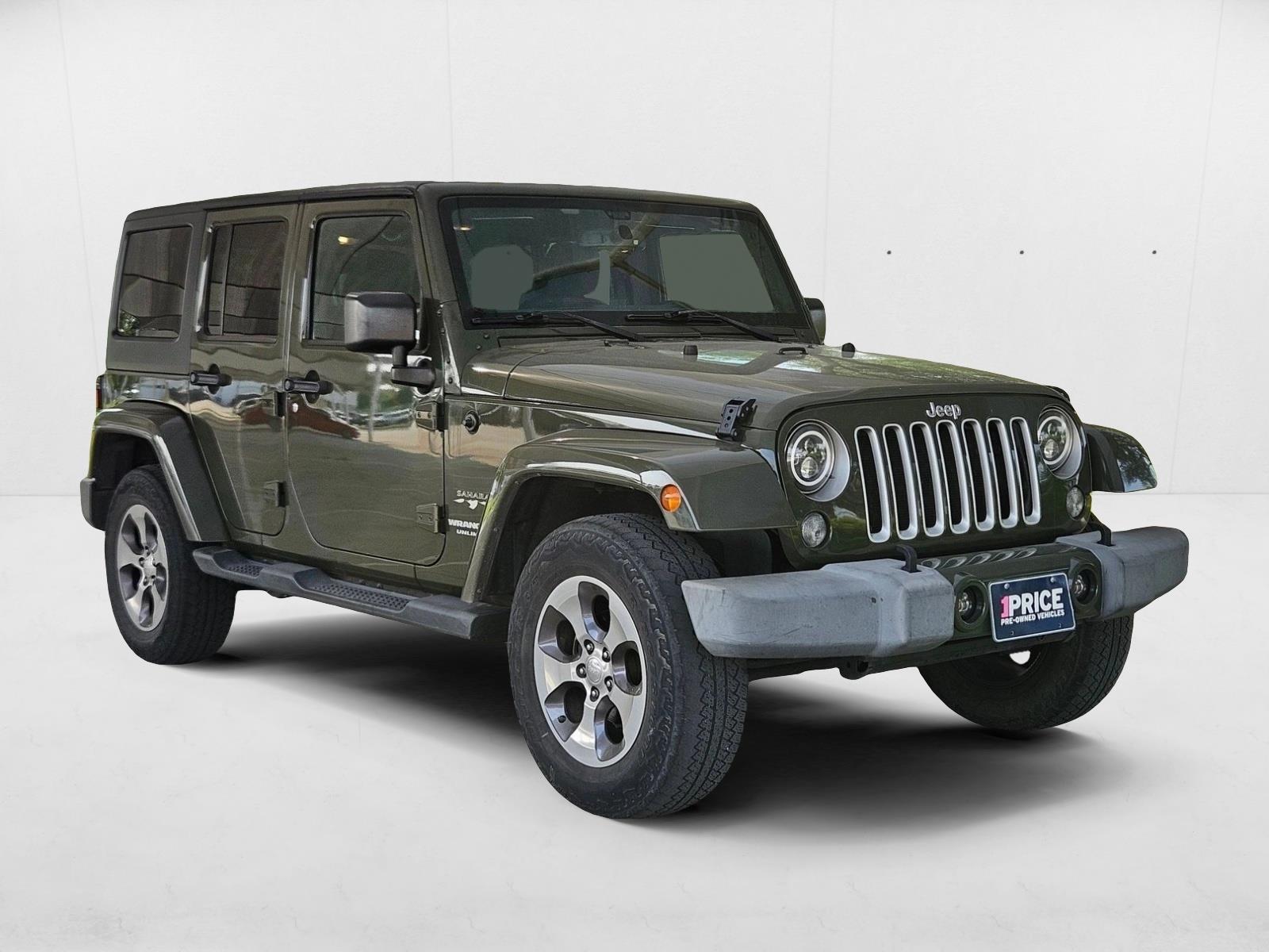 2016 Jeep Wrangler Sahara photo 3
